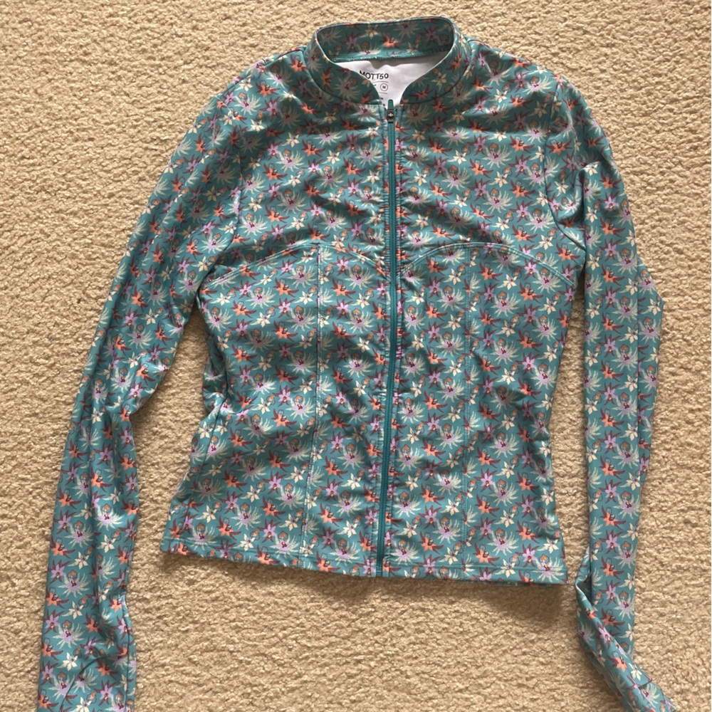 Women’s brand new w/out tags Medium Mott50 SPF 50 long sleeve zip up rash guard